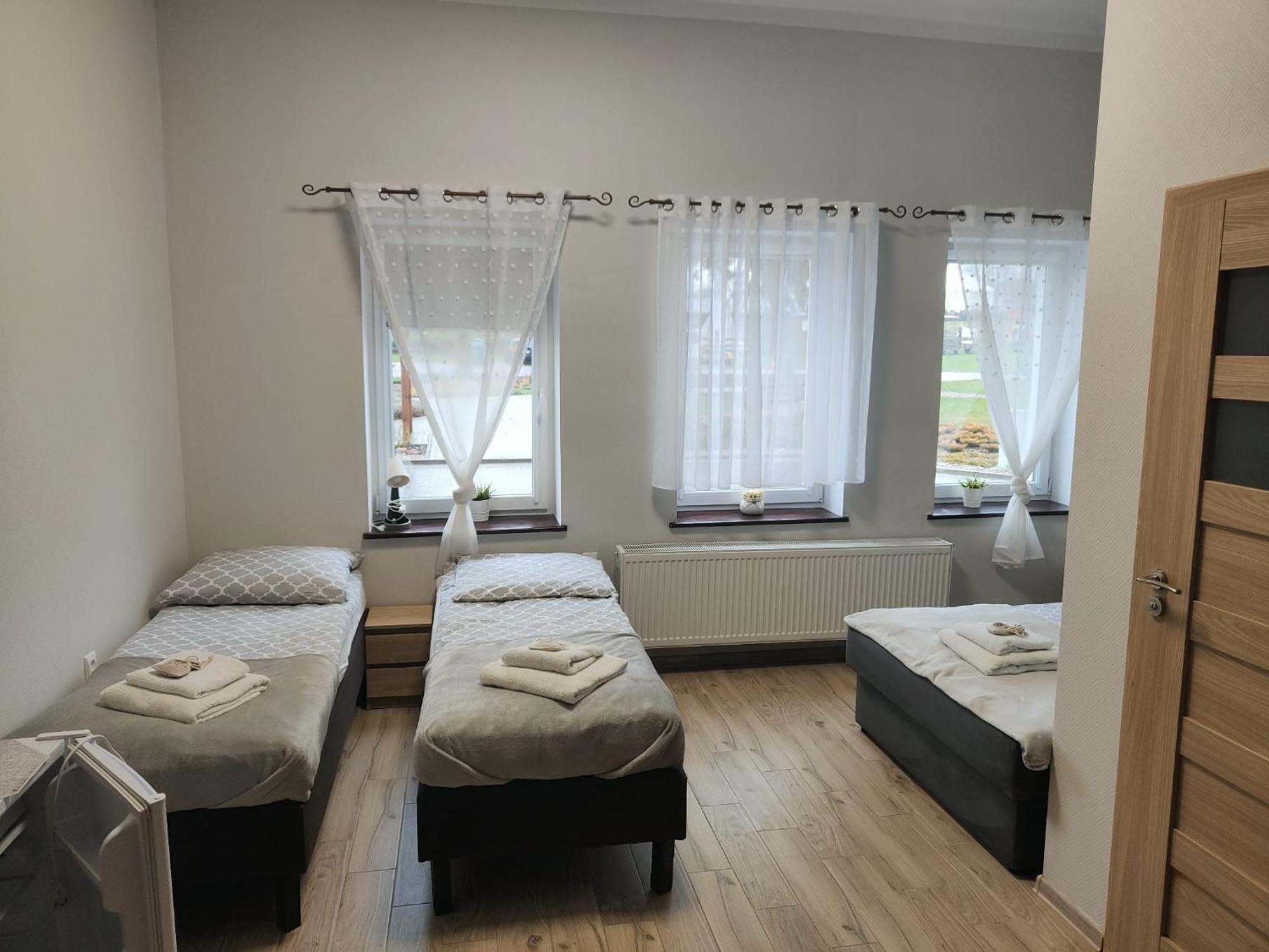 Palac Pod Bocianim Gniazdem Runowo Kültér fotó